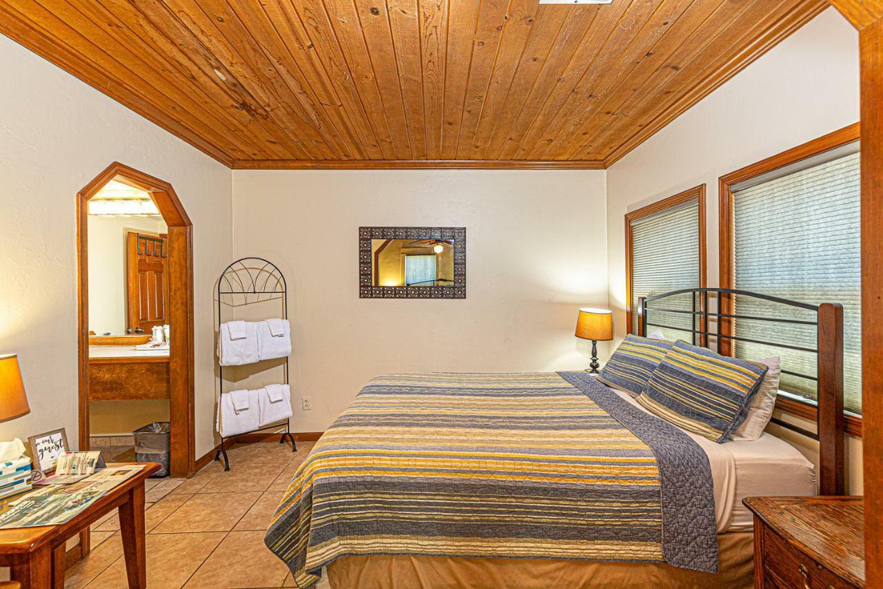 Mini-hôtel River Rock 3*